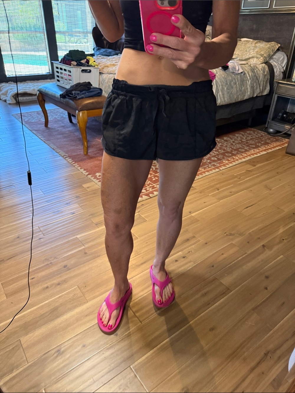 lululemon athletica Black Hotty Hot Low Rise 2.5”